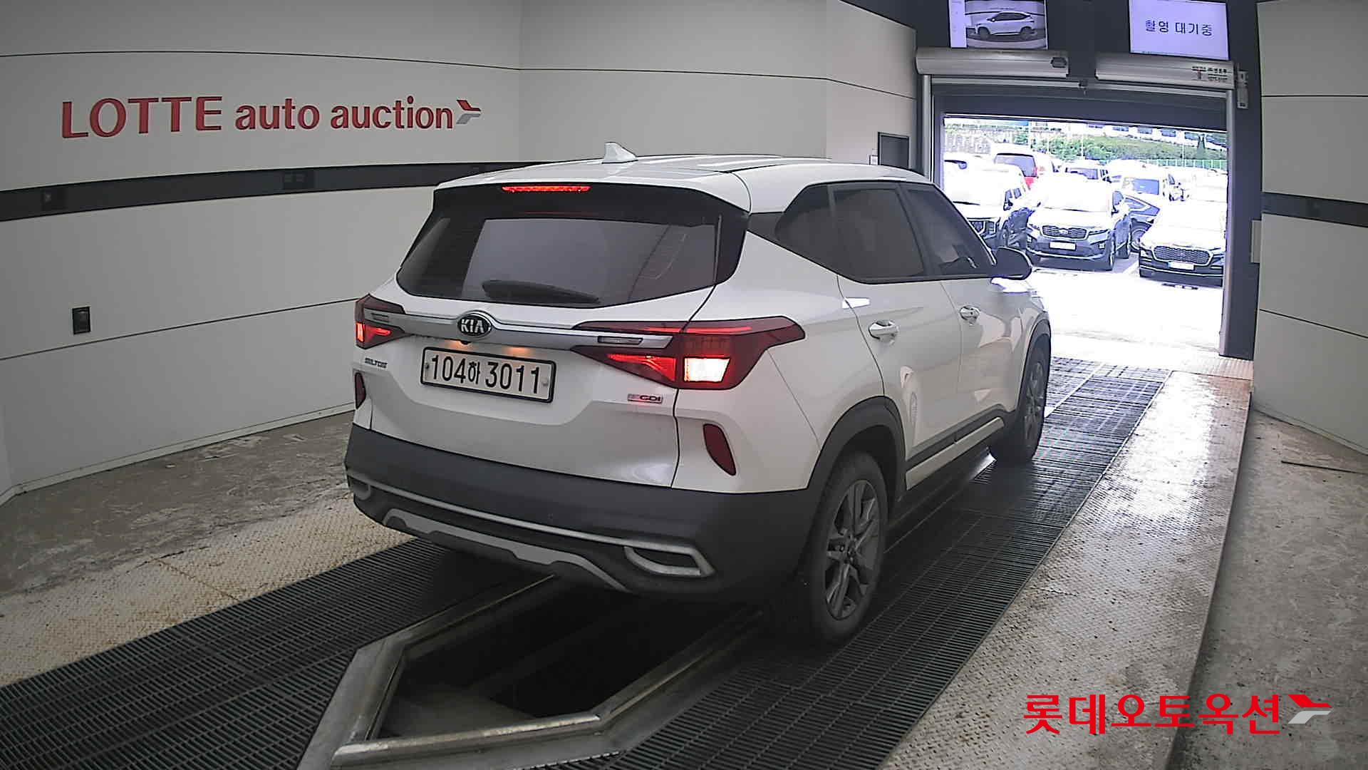 2021 - kia seltos