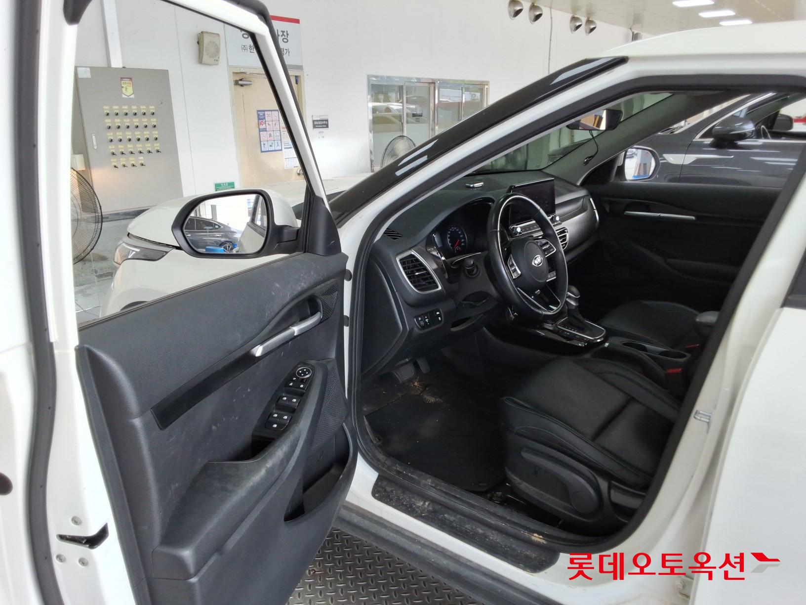 2021 - kia seltos