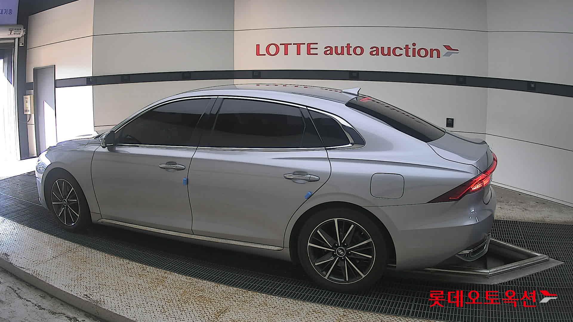 2020 - hyundai grandeur