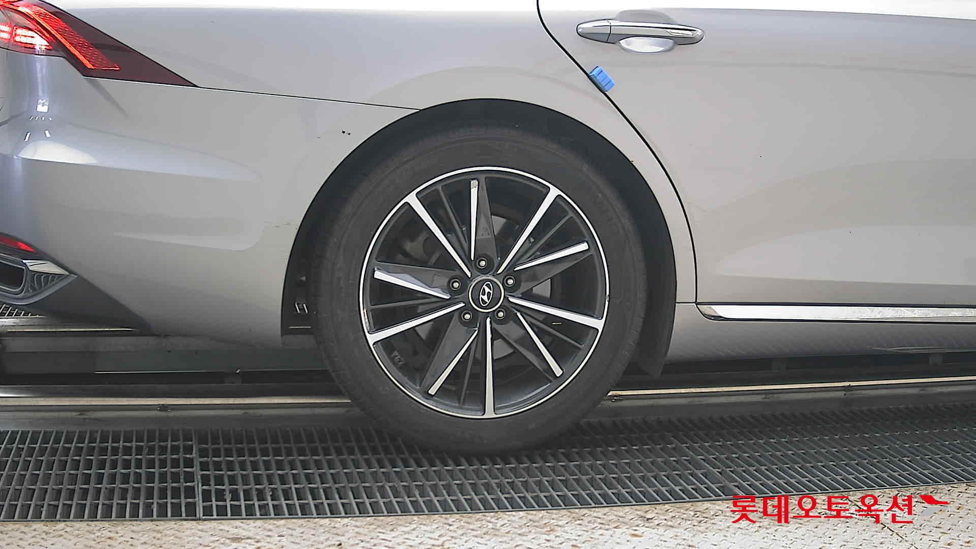 2020 - hyundai grandeur