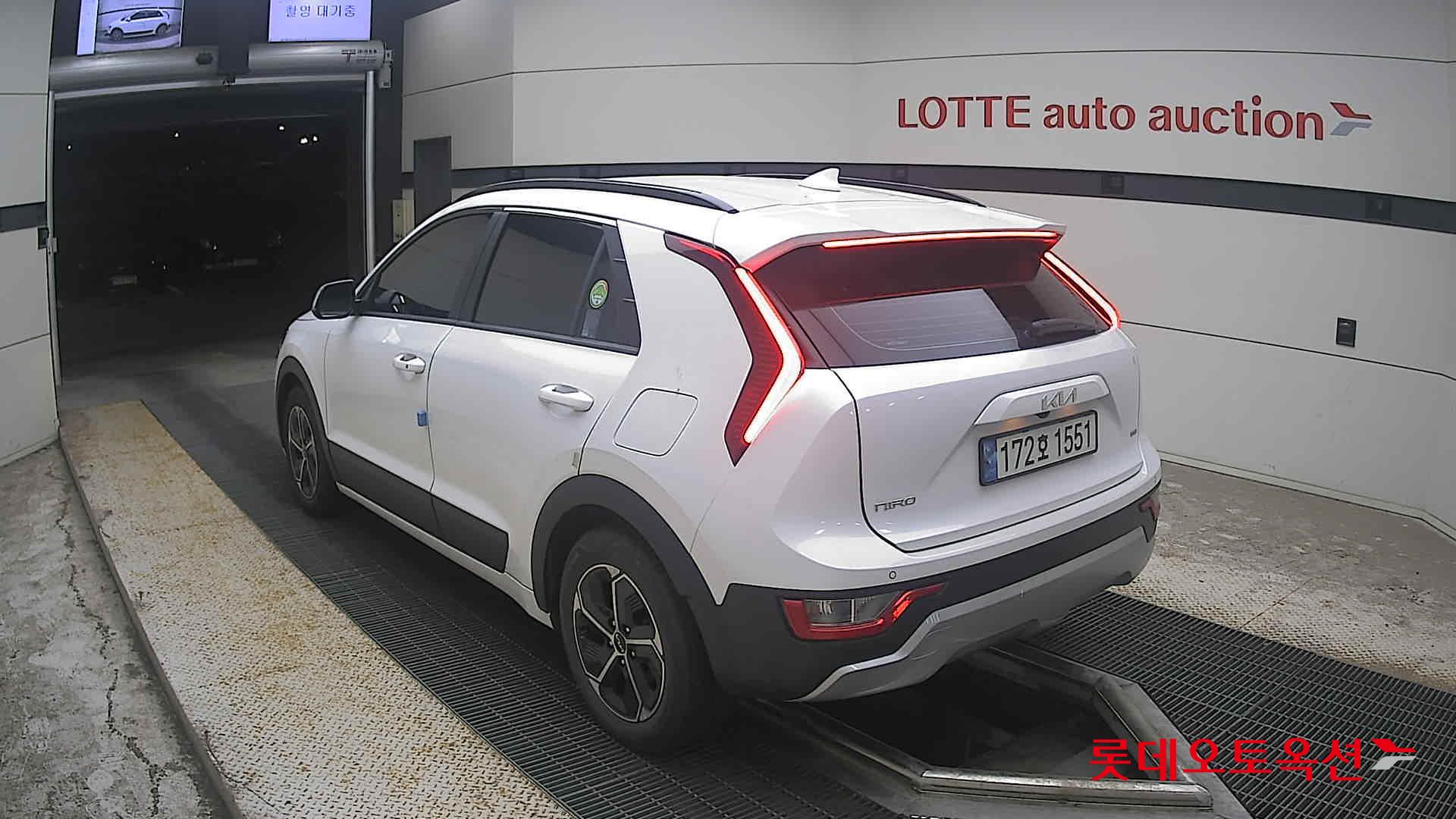 2022 - kia niro