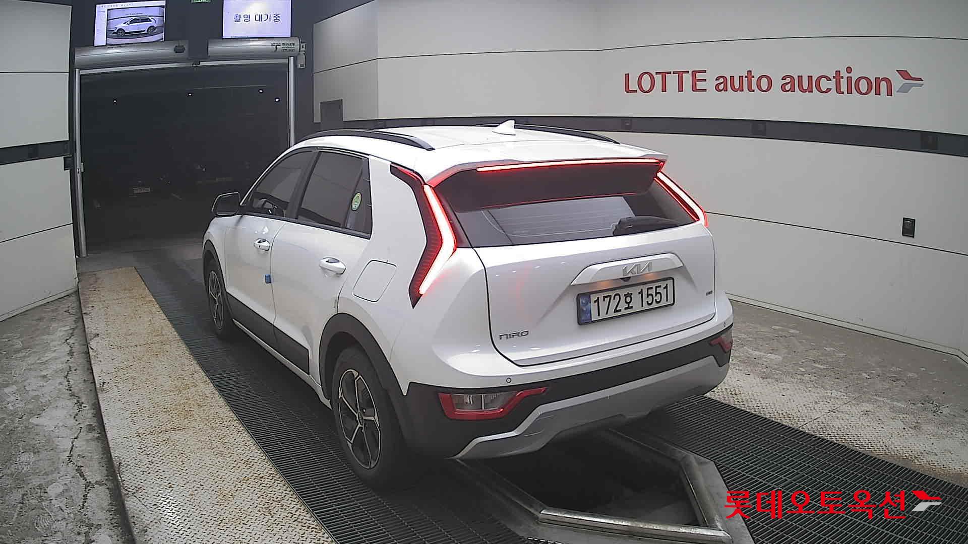 2022 - kia niro
