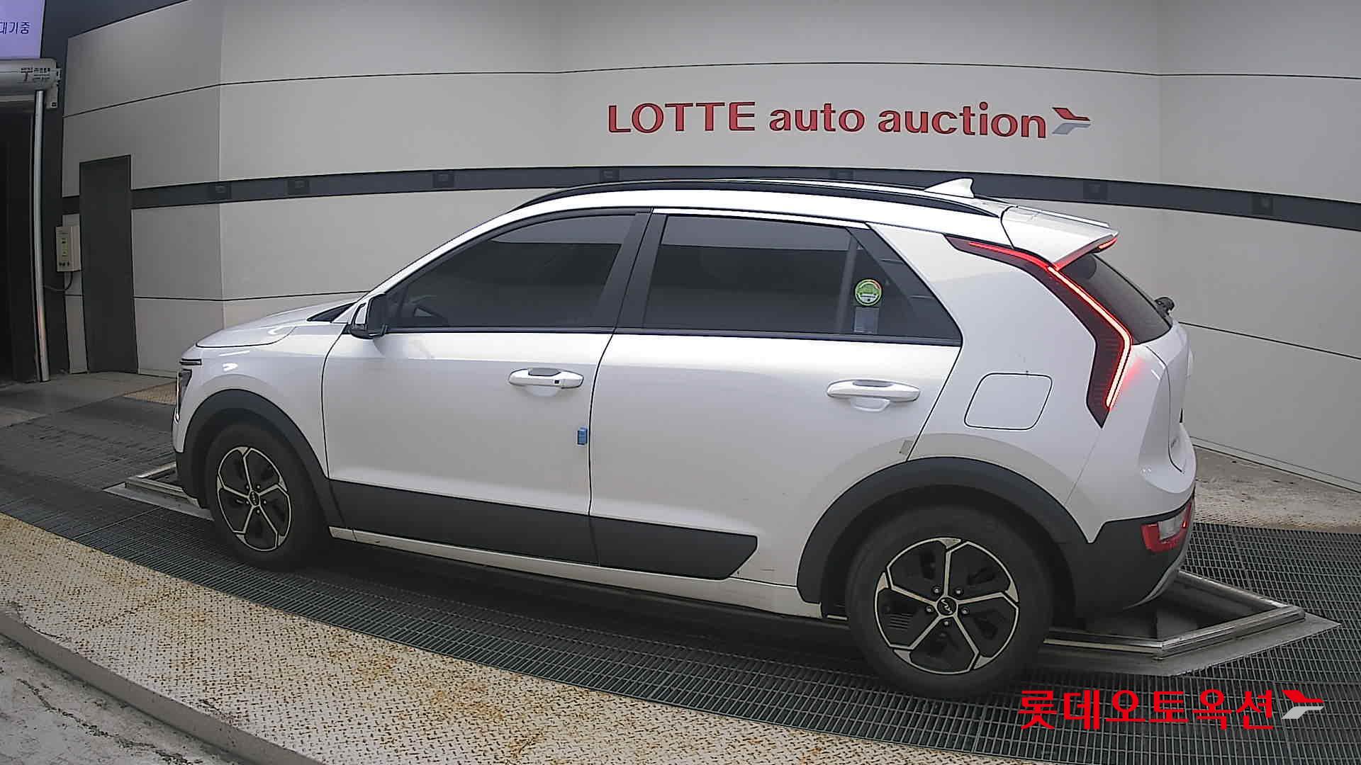 2022 - kia niro