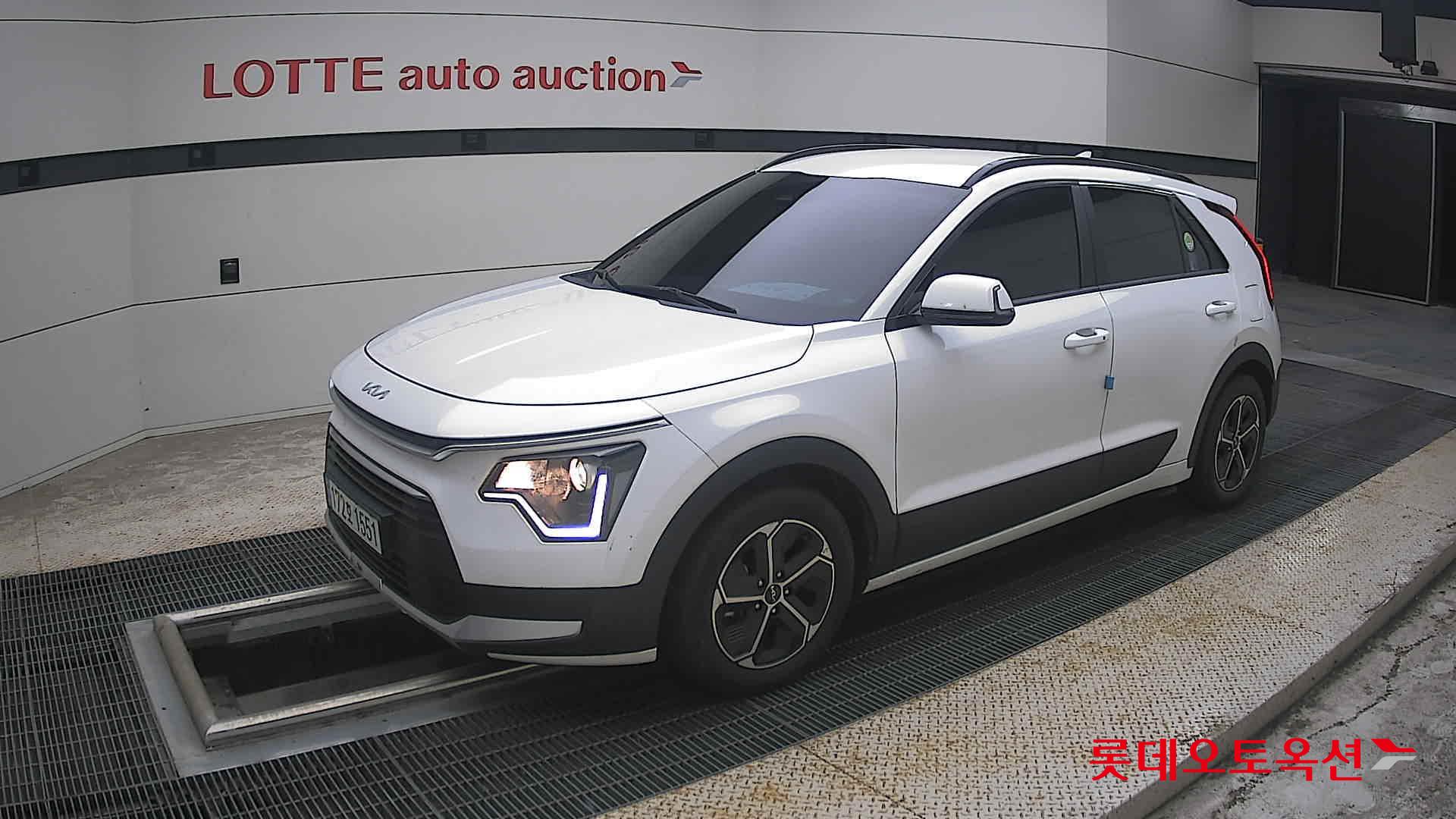 2022 - kia niro