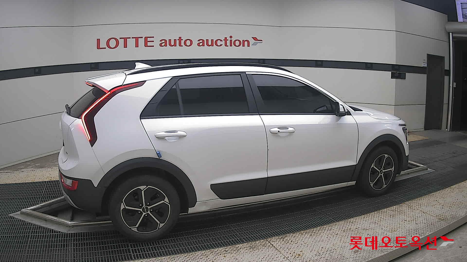 2022 - kia niro
