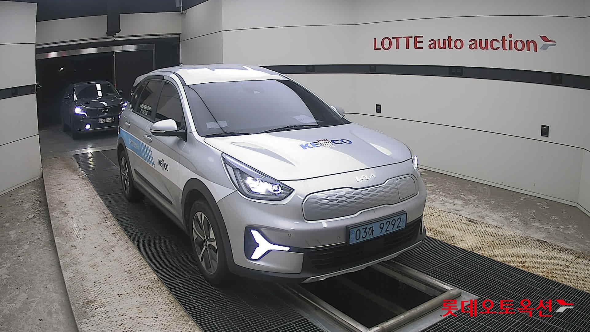 2023 - kia niro