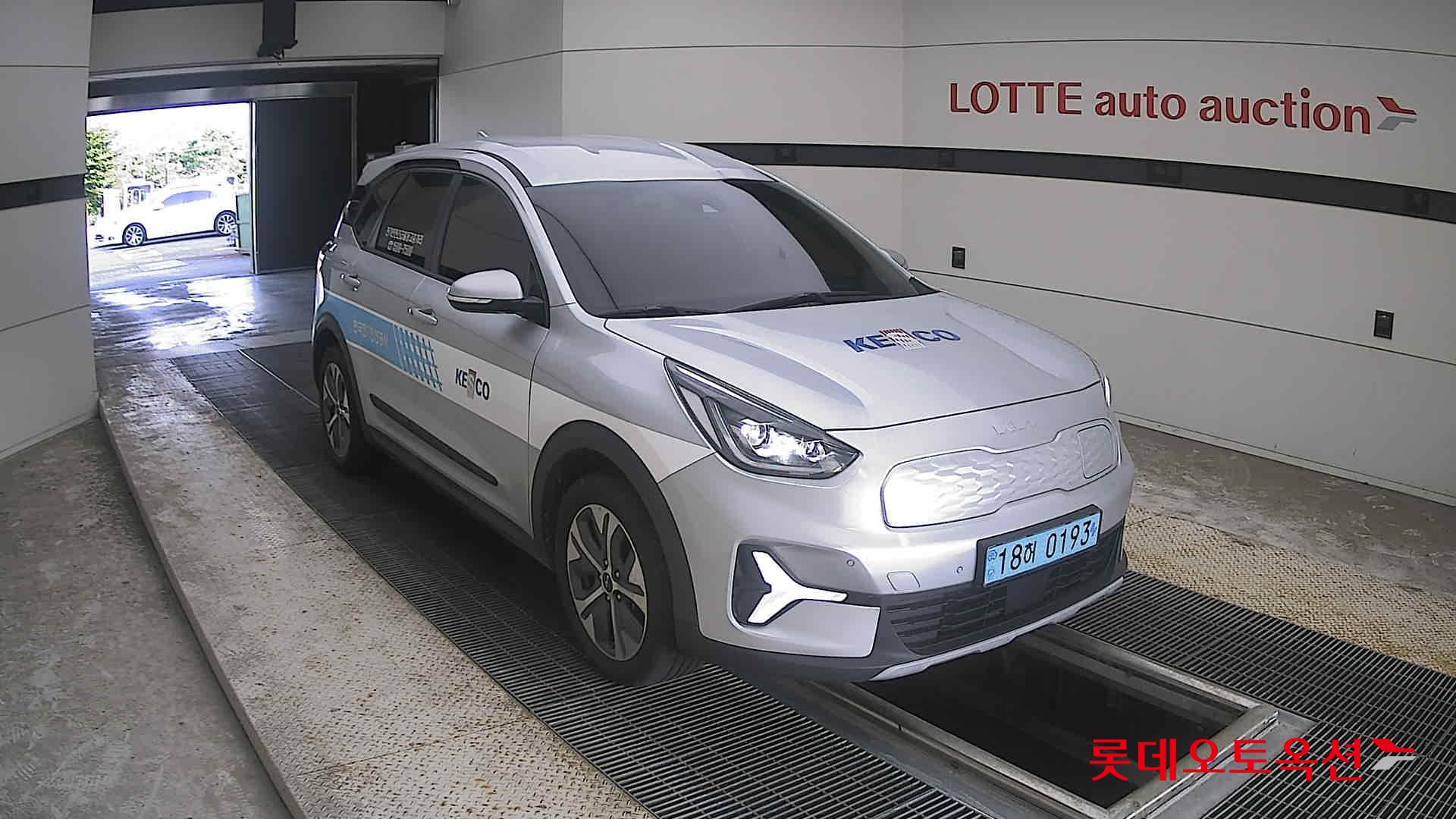 كيا Niro 2023 — صورة 19