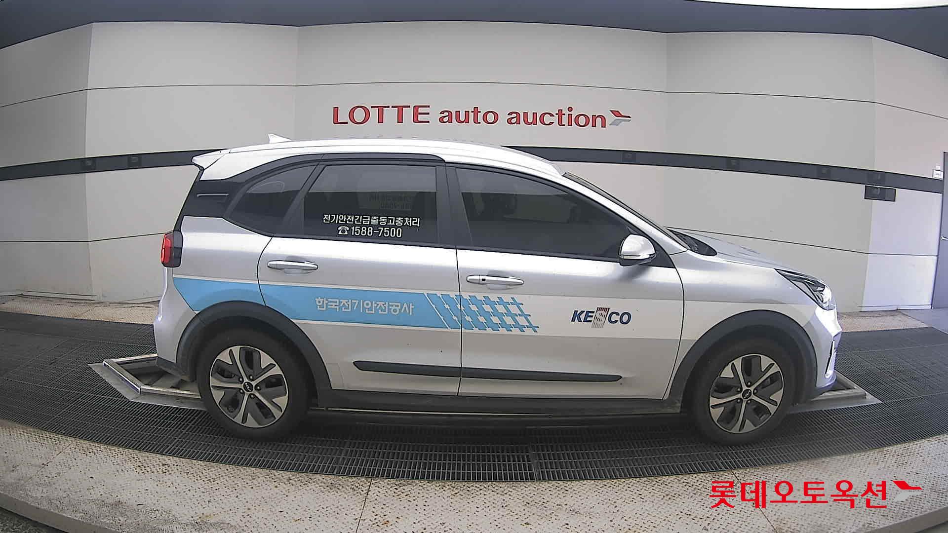 كيا Niro 2023 — صورة 16