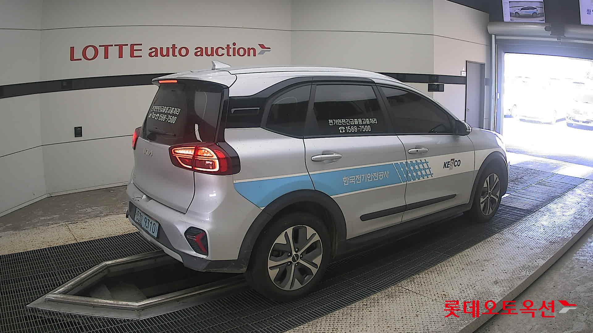 كيا Niro 2023 — صورة 14