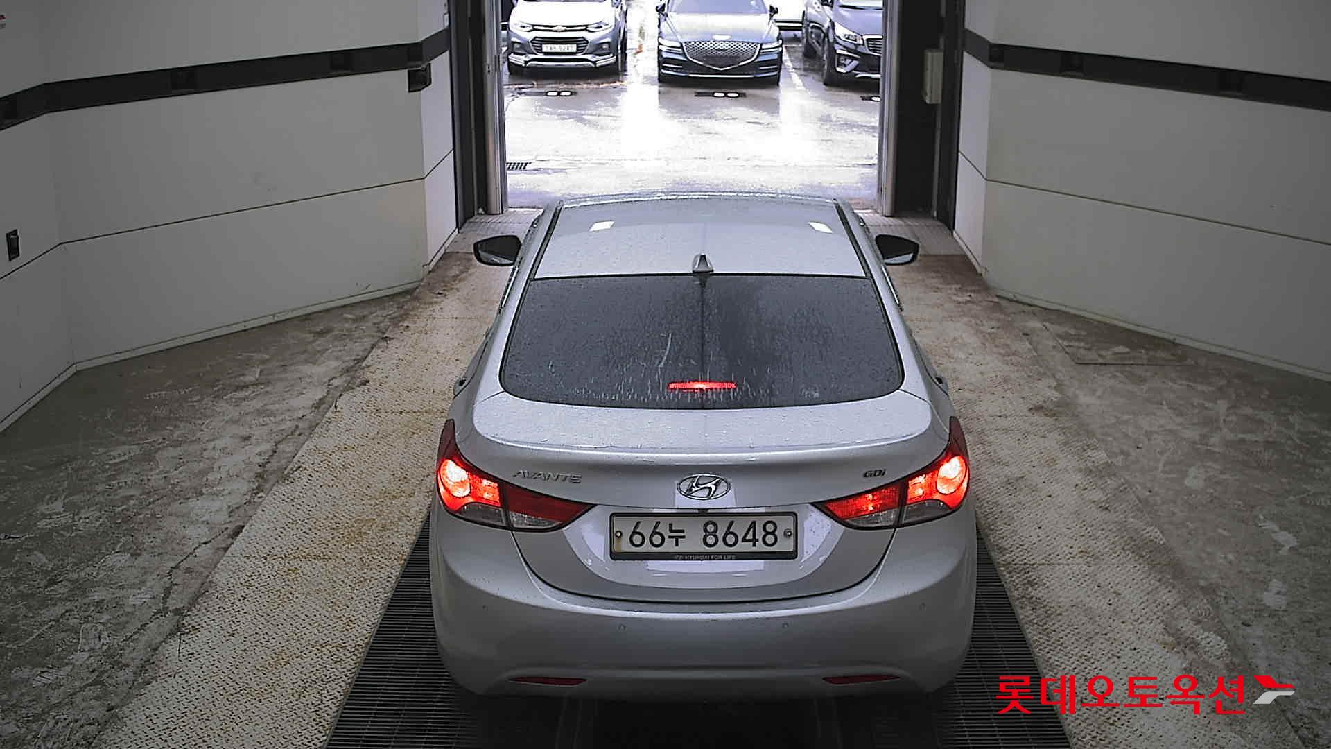 2013 - hyundai avante