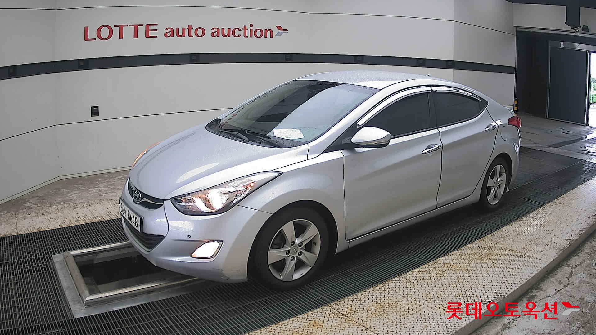 2013 - hyundai avante