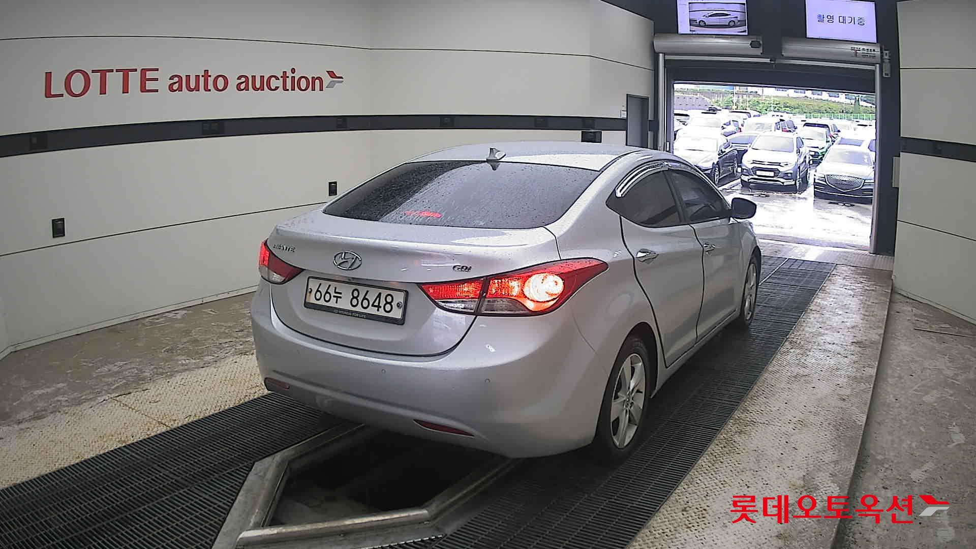 2013 - hyundai avante