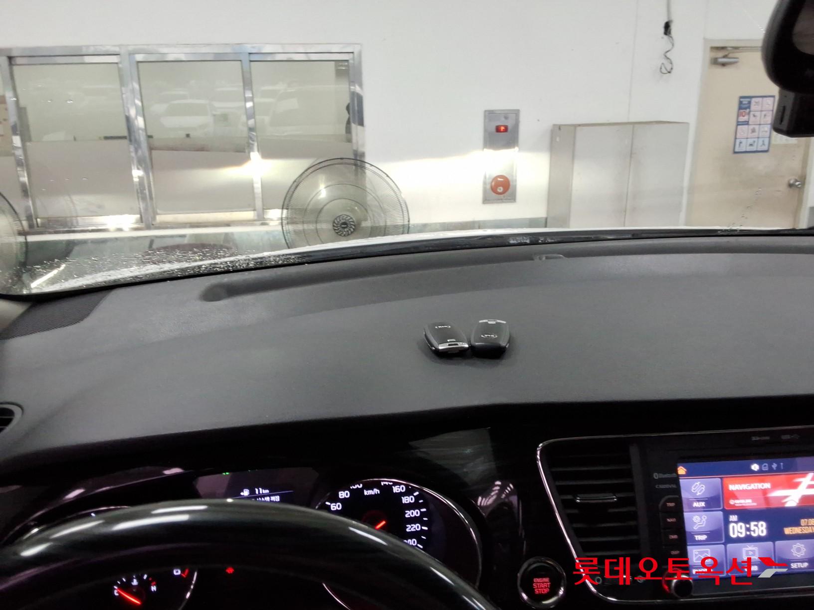2020 - kia carnival