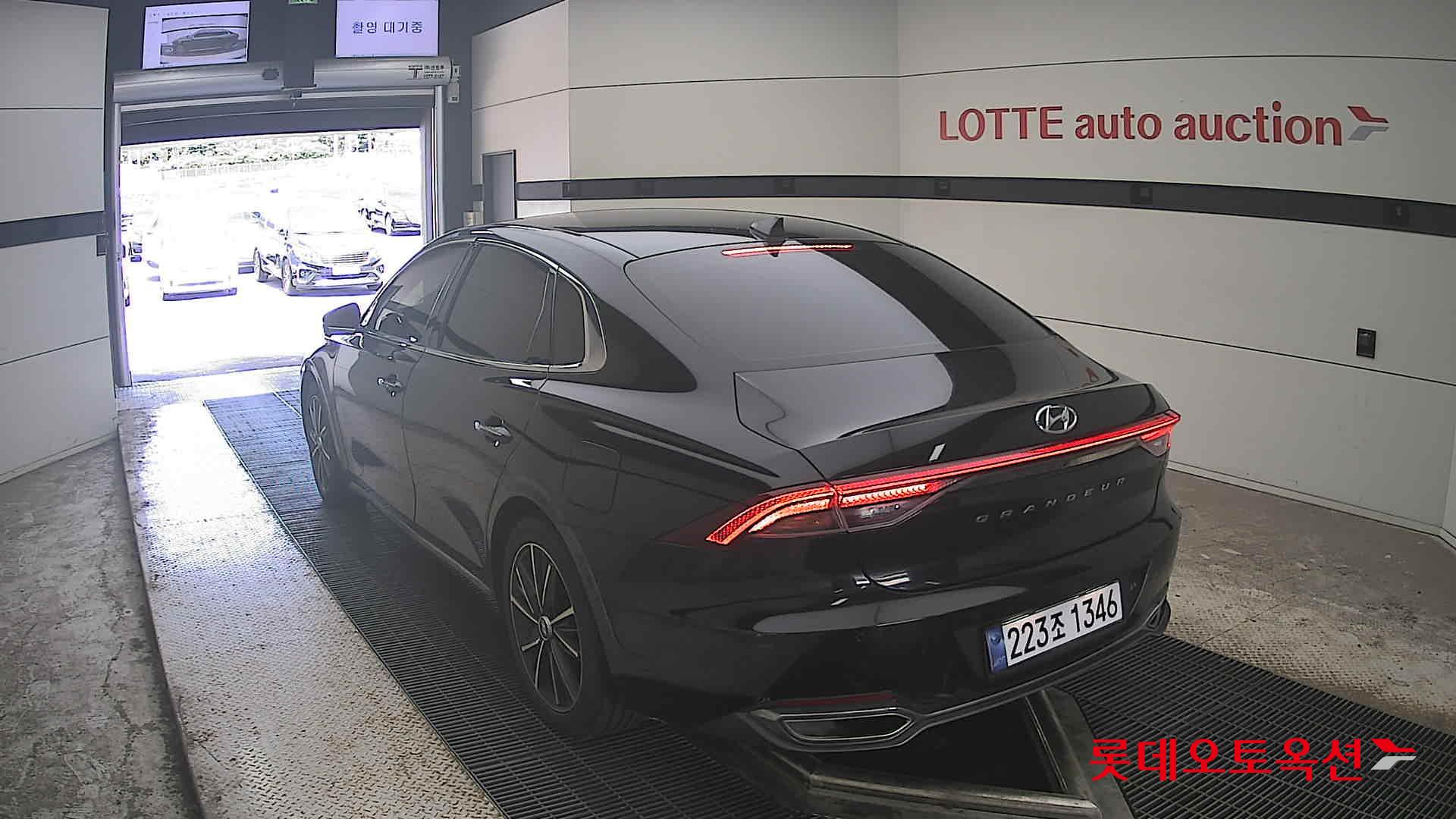 2022 - hyundai grandeur