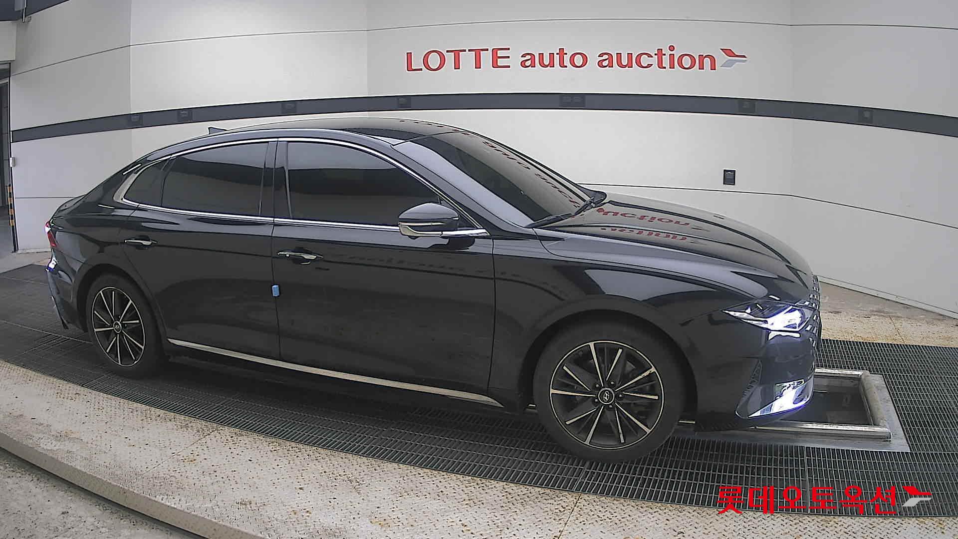 2022 - hyundai grandeur