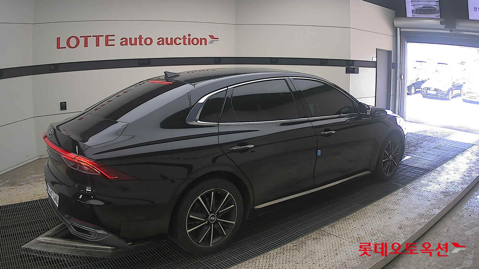 2022 - hyundai grandeur
