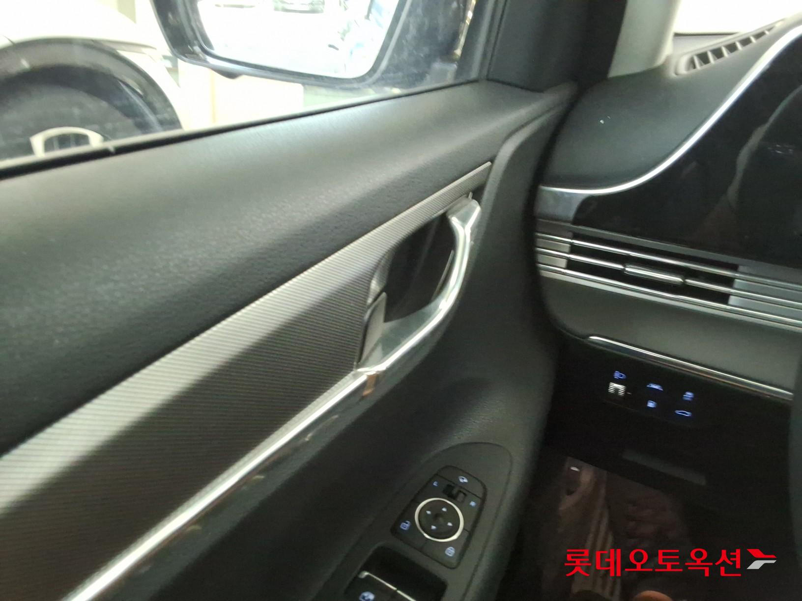 2022 - hyundai grandeur