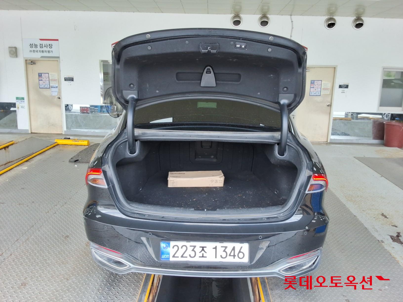 2022 - hyundai grandeur