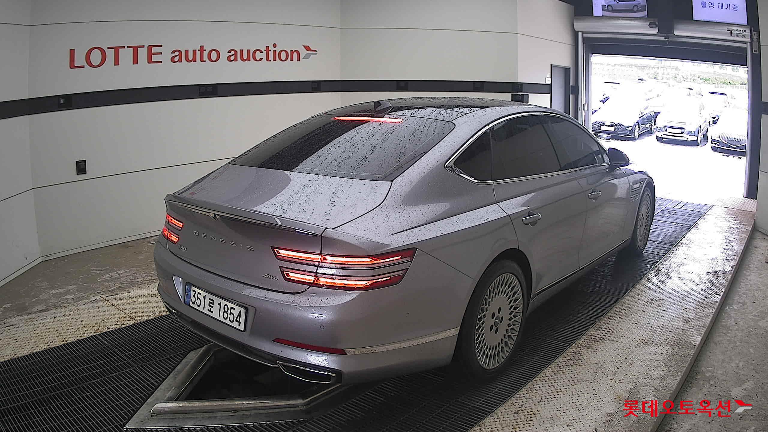 2023 - genesis g80