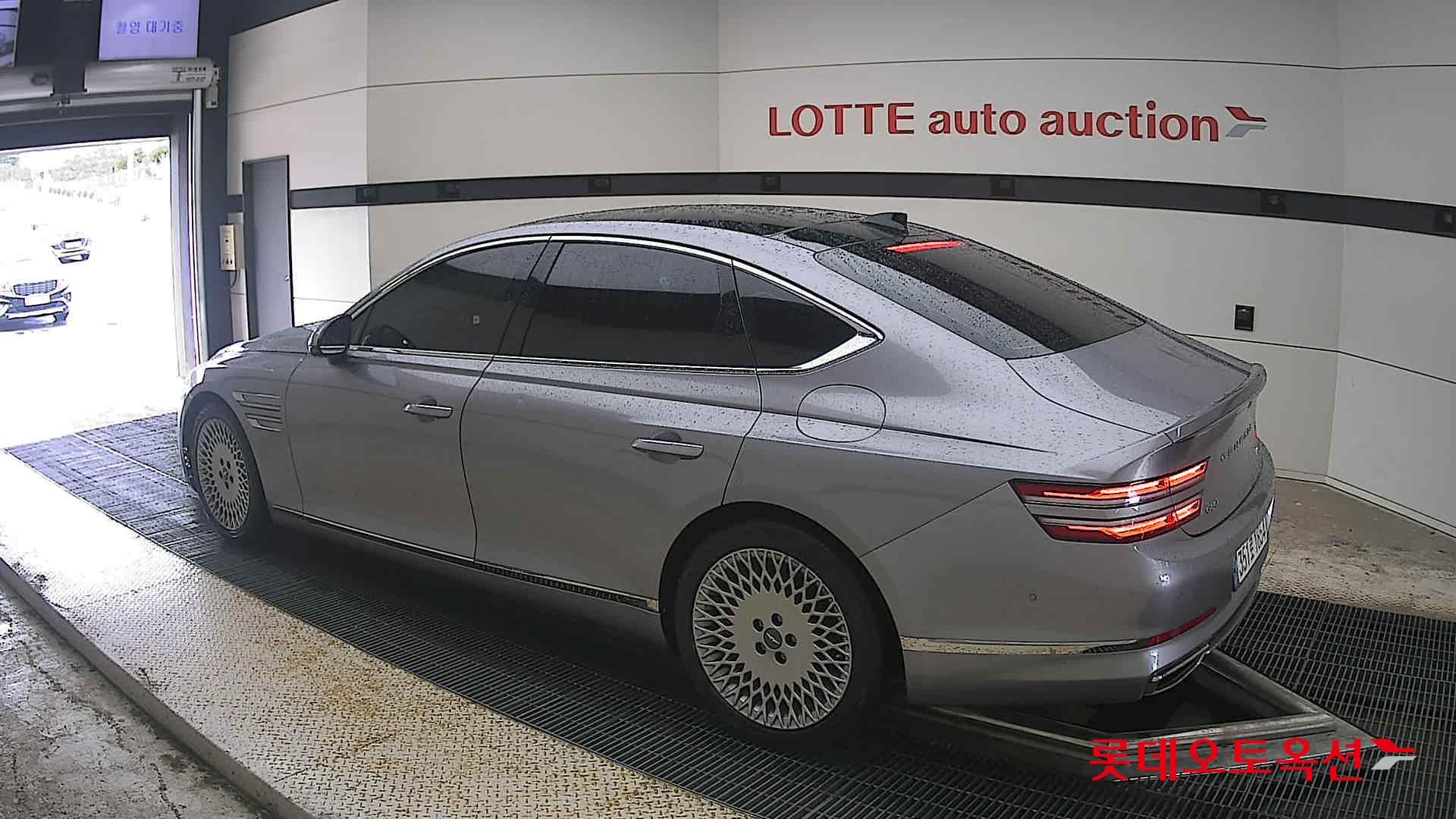 2023 - genesis g80
