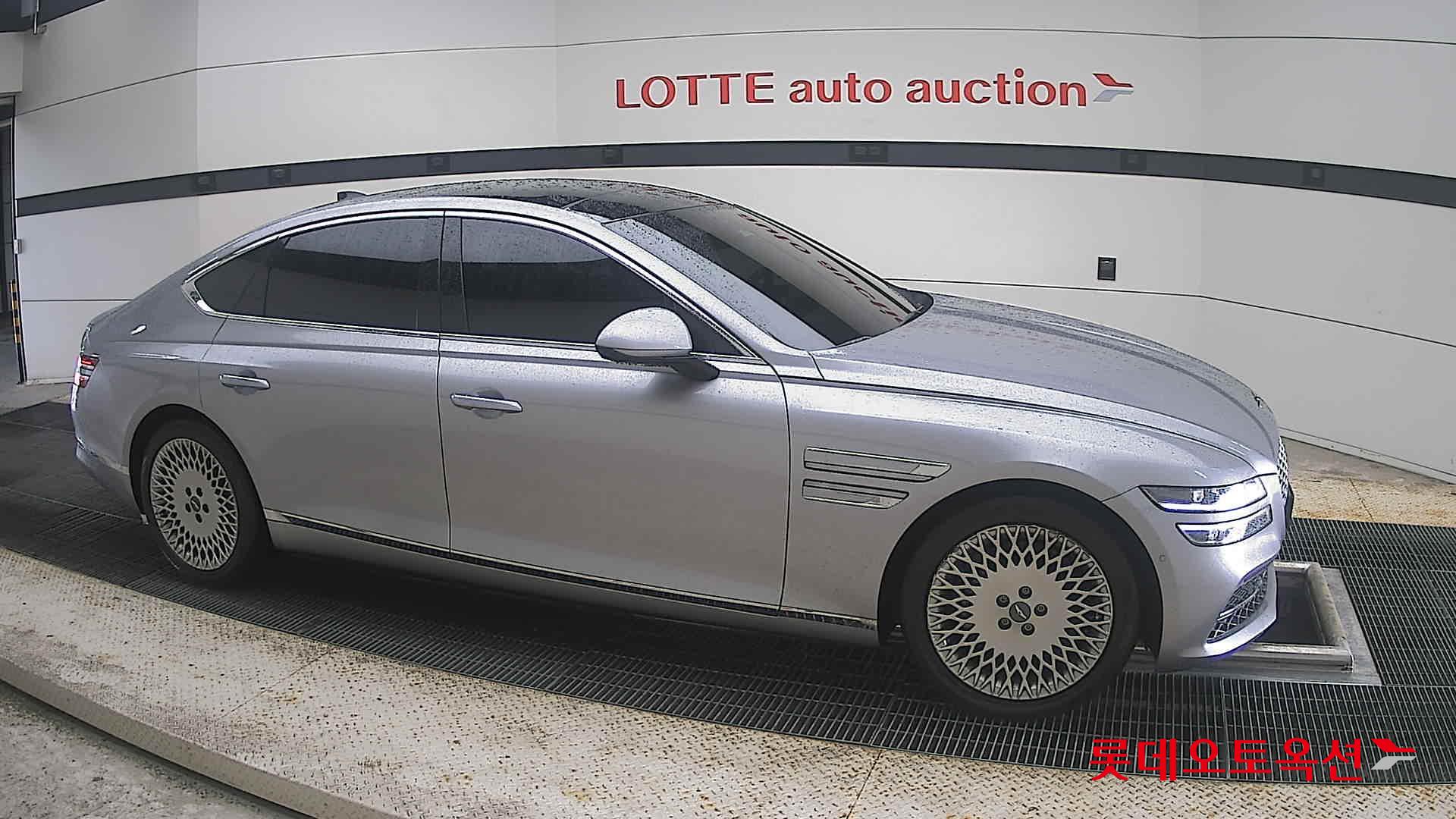 2023 - genesis g80