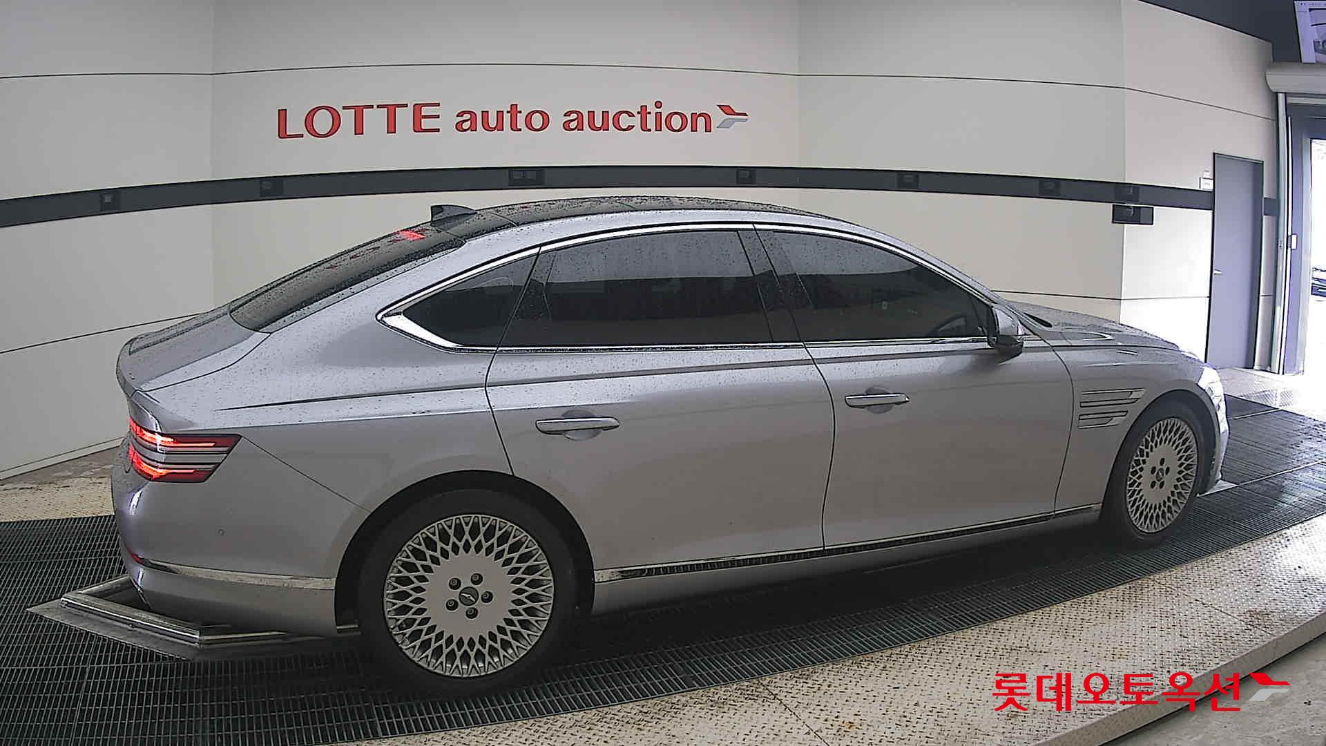 2023 - genesis g80