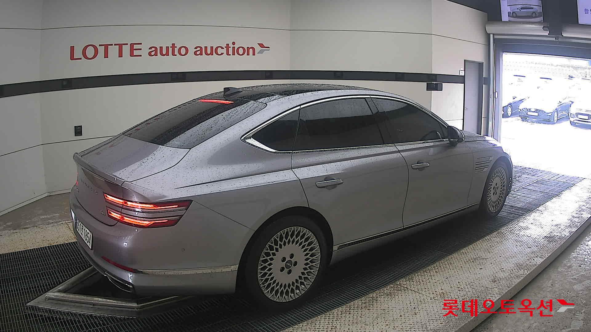 2023 - genesis g80