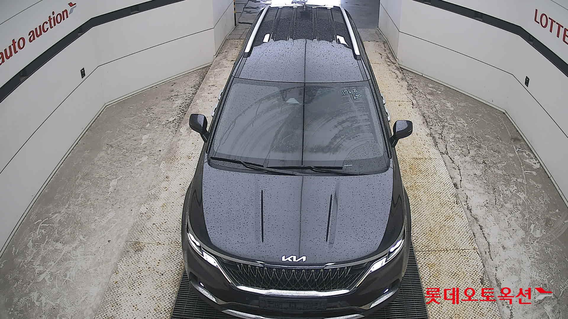 2023 - kia carnival