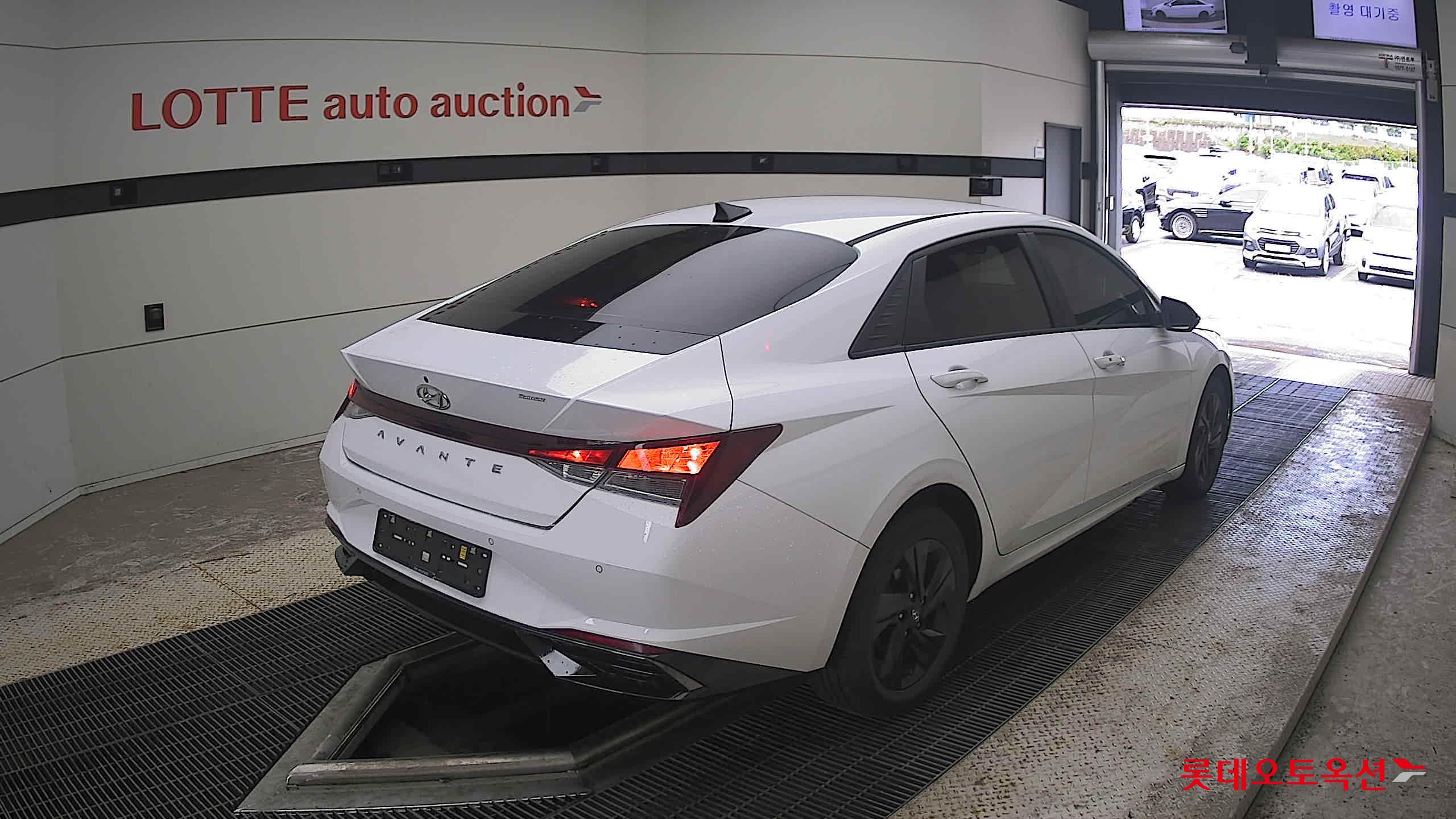 2023 - hyundai avante
