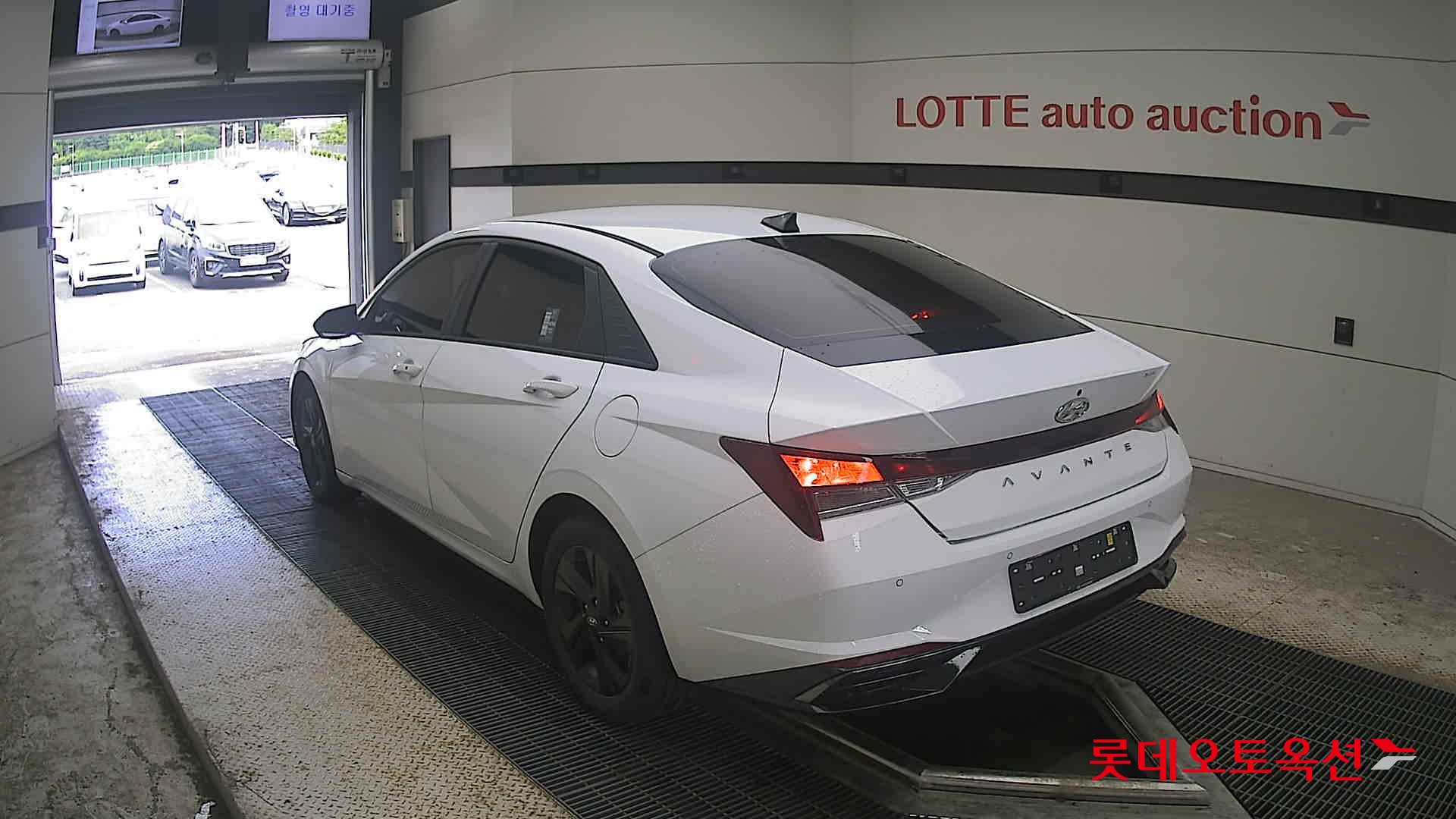 2023 - hyundai avante