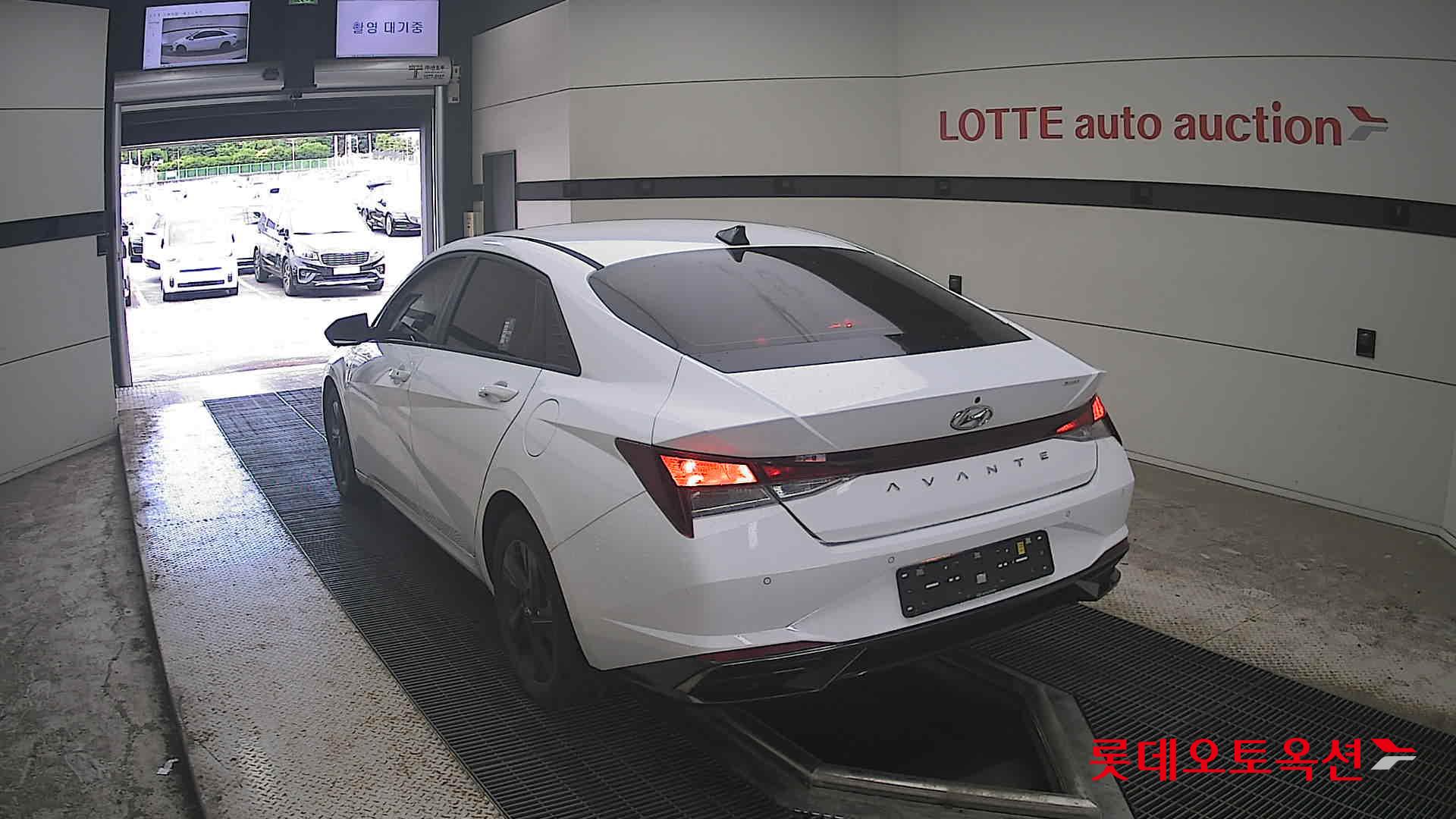 2023 - hyundai avante