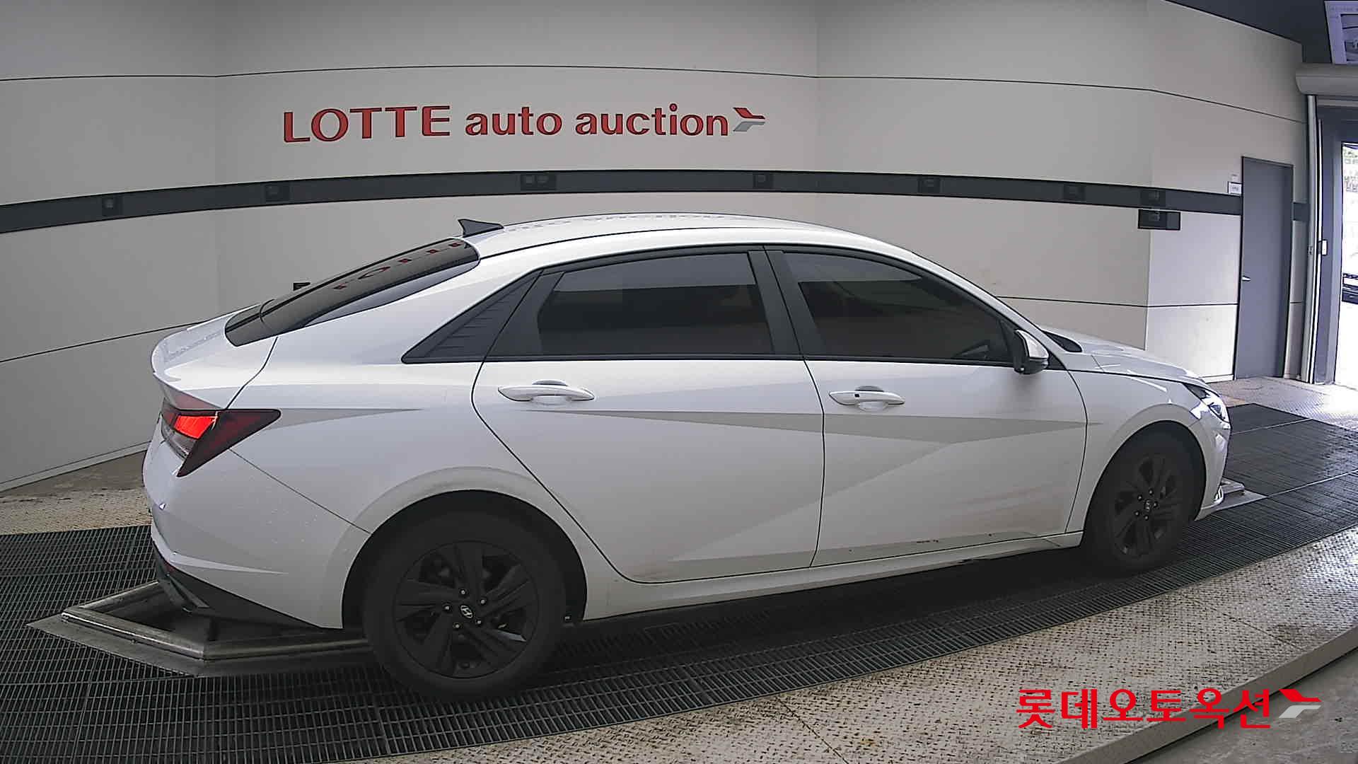 2023 - hyundai avante