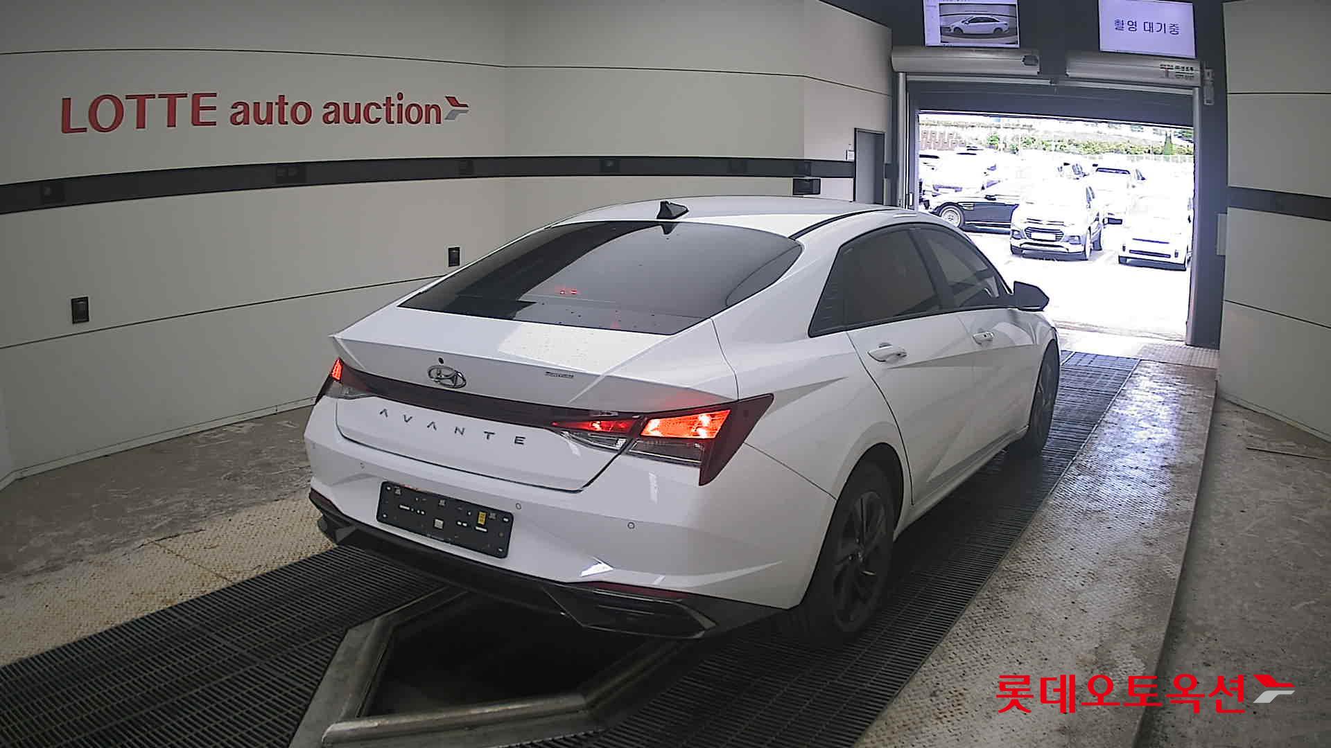 2023 - hyundai avante