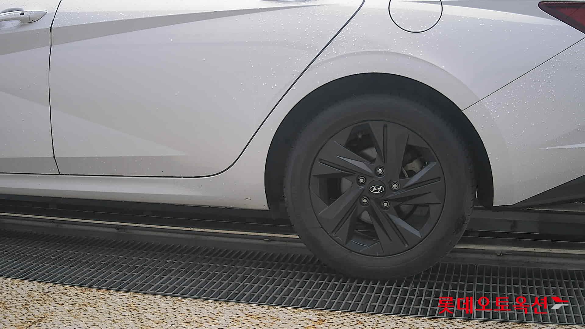 2023 - hyundai avante