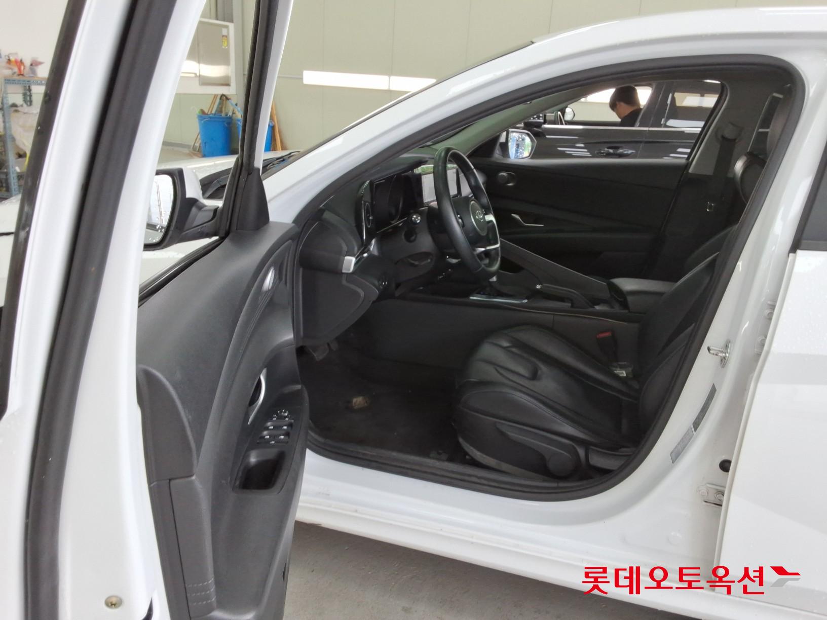 2023 - hyundai avante