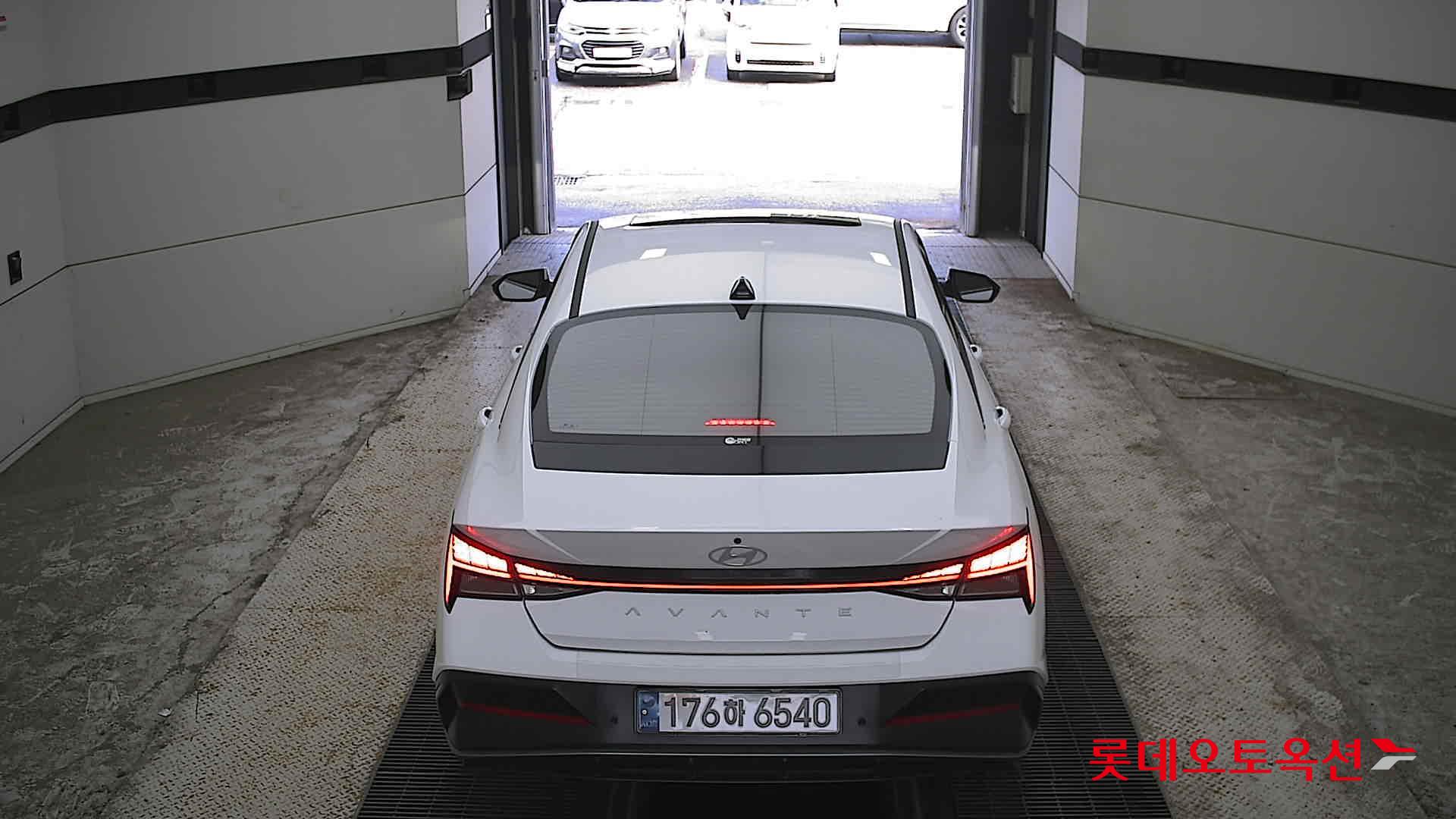 2025 - hyundai avante