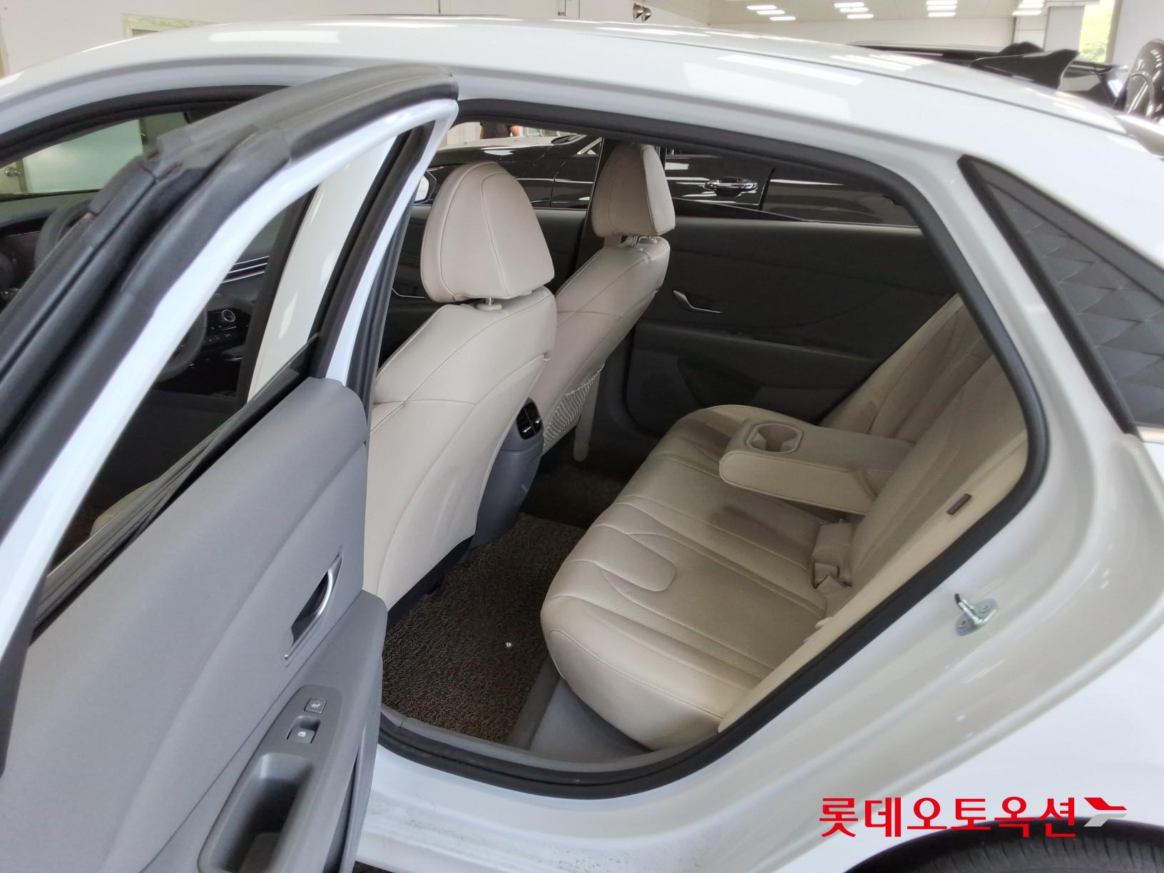 2025 - hyundai avante