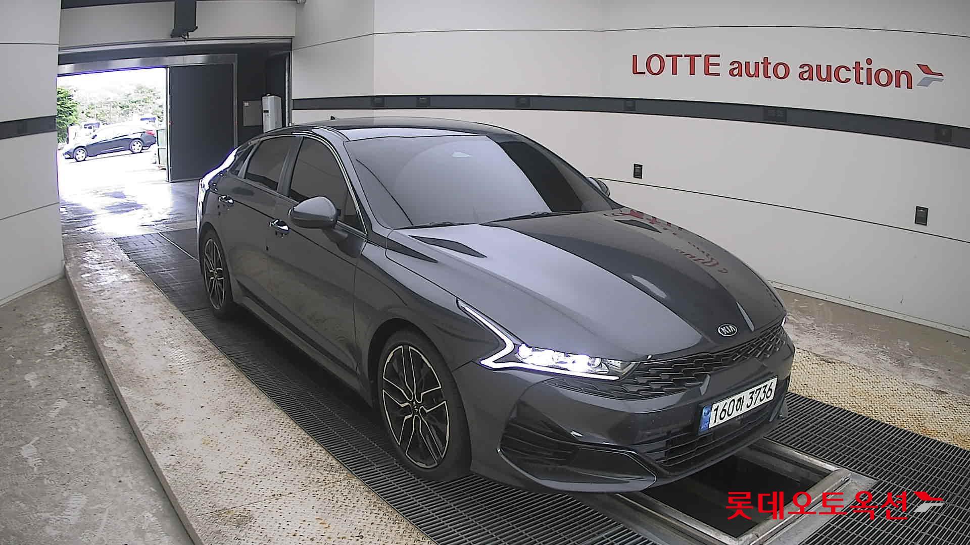 2021 - kia k5