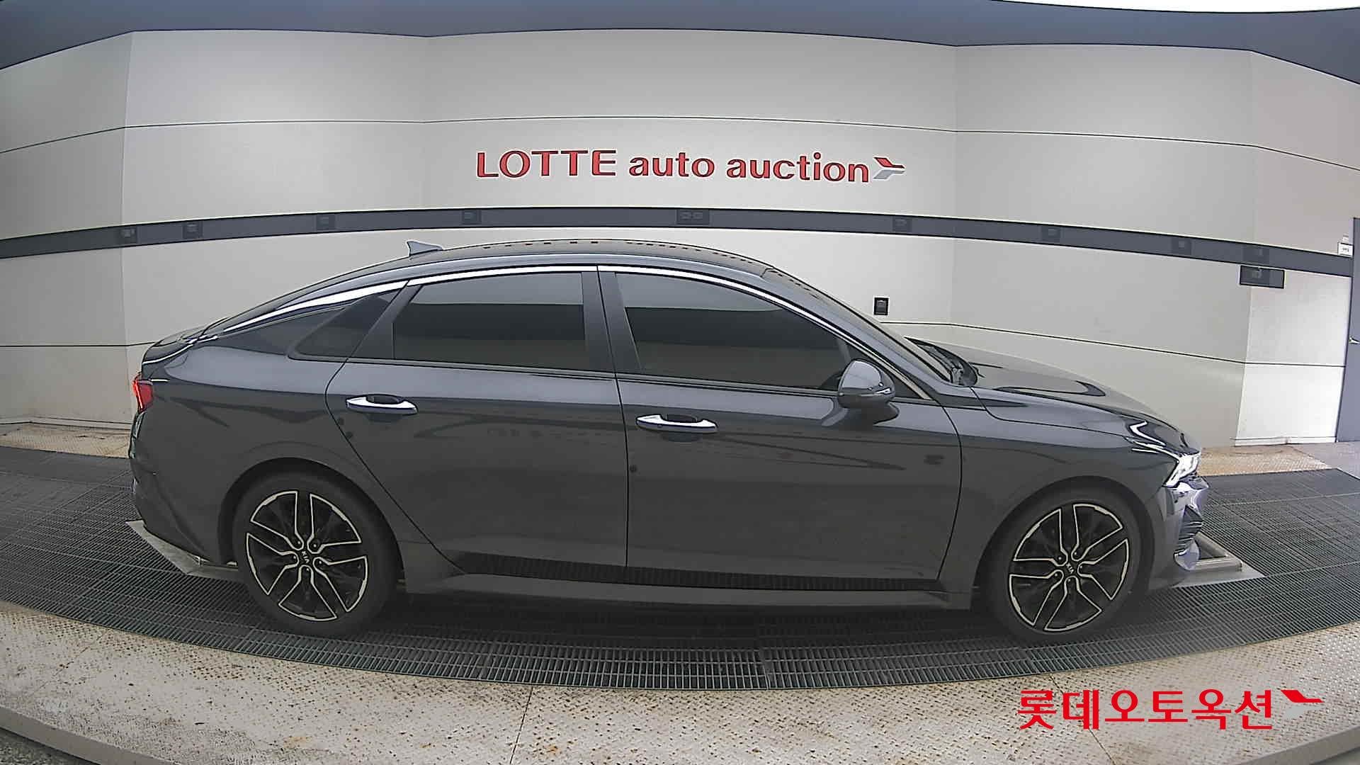 2021 - kia k5