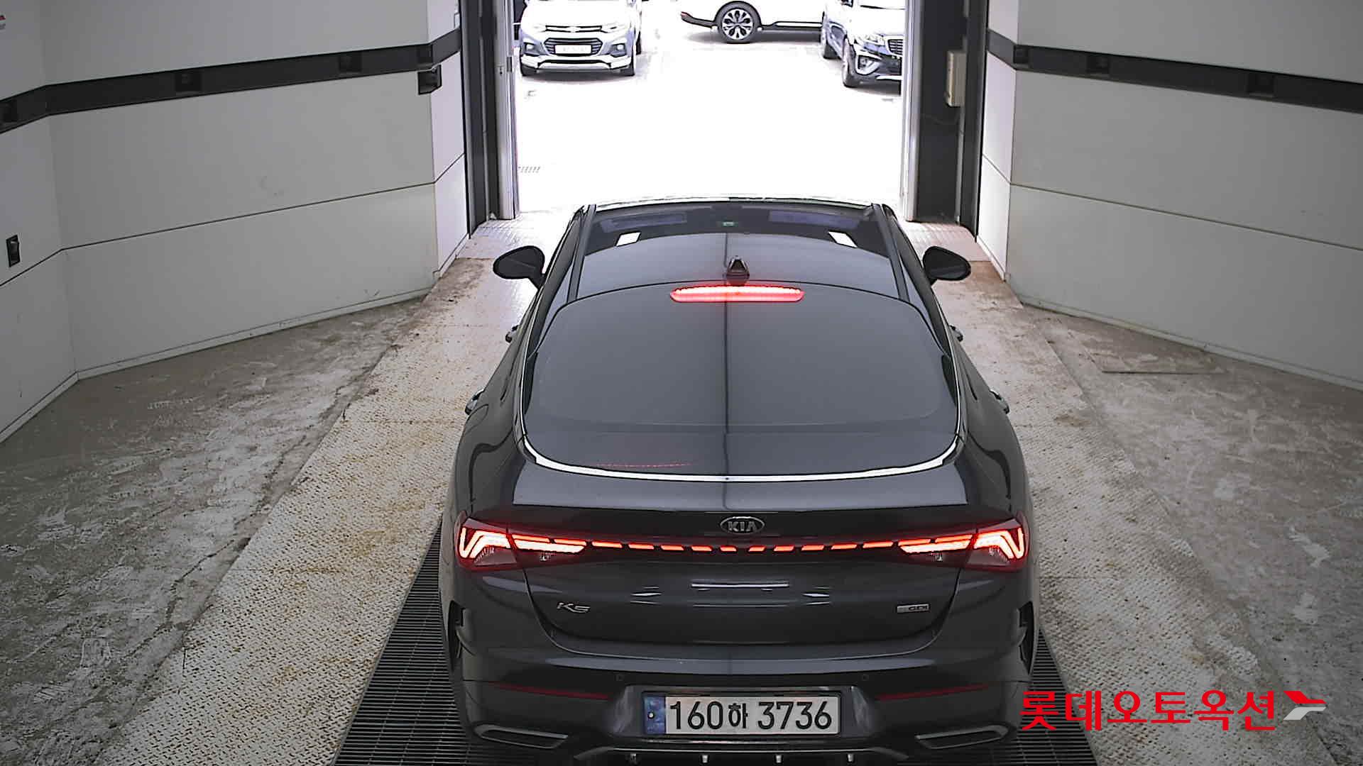 2021 - kia k5