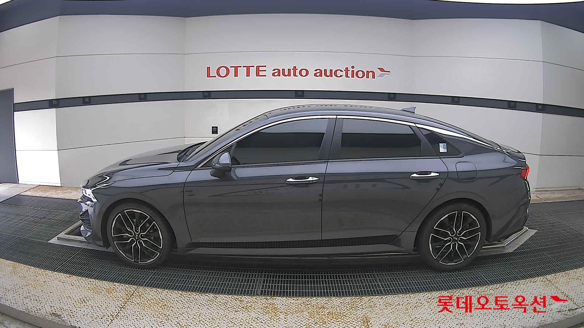 2021 - kia k5