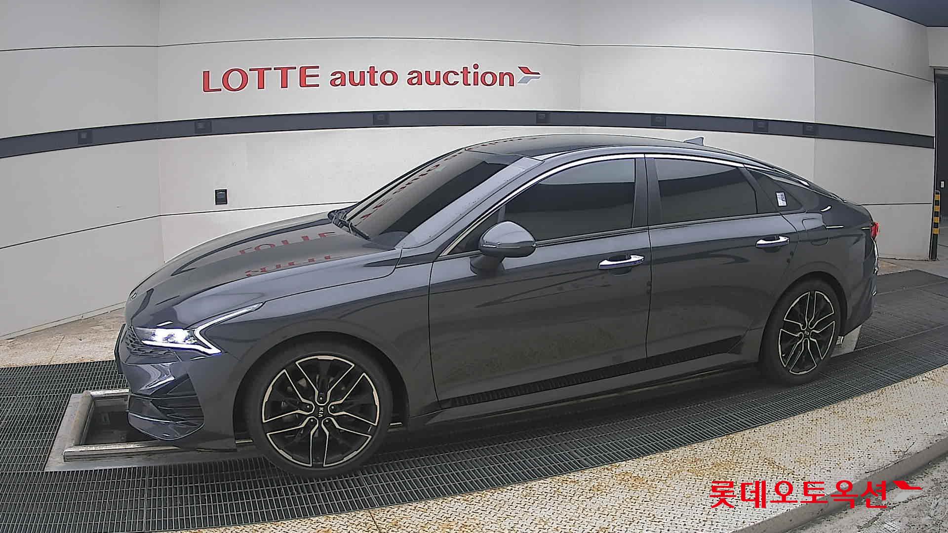 2021 - kia k5