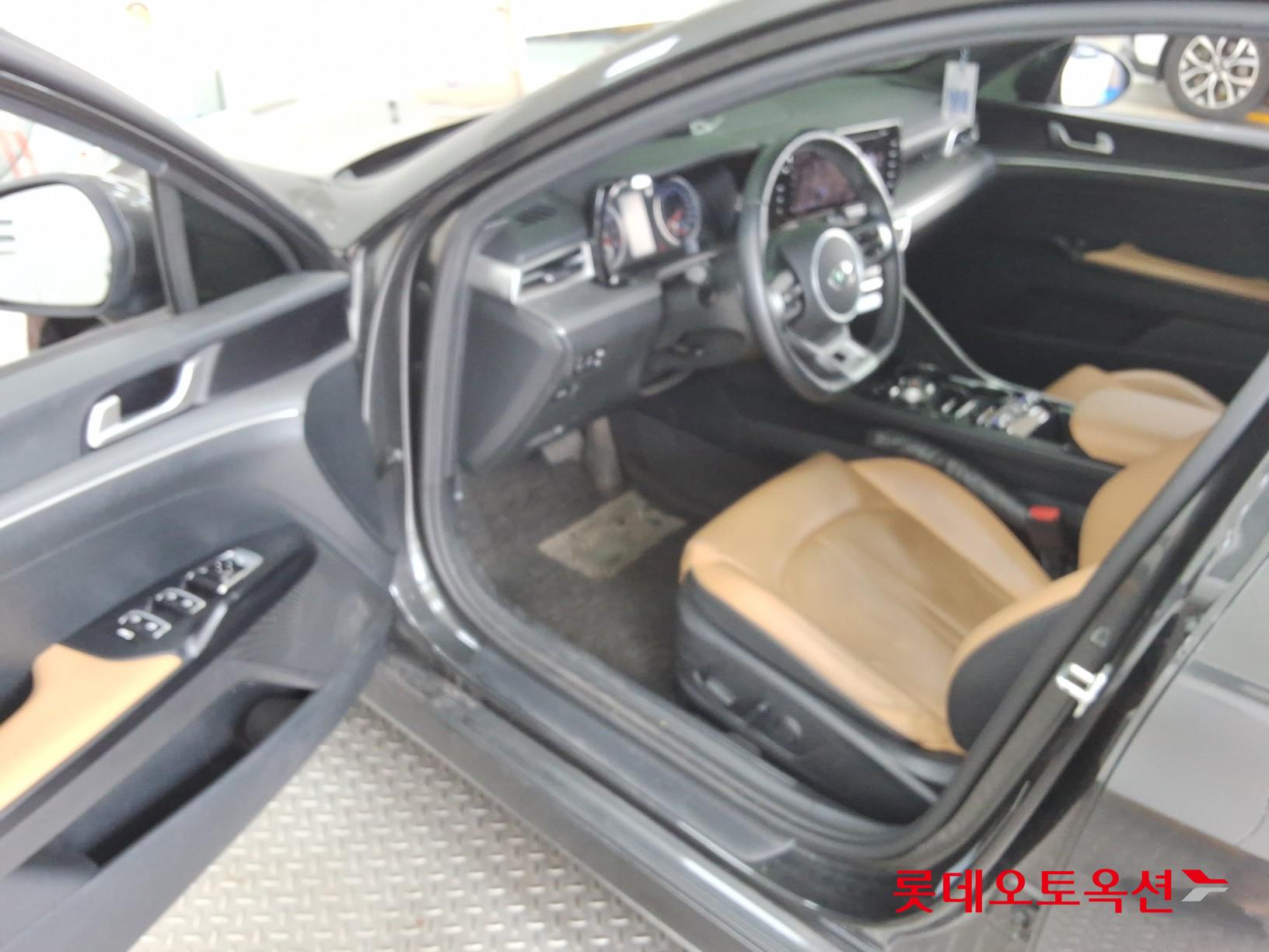 2021 - kia k5