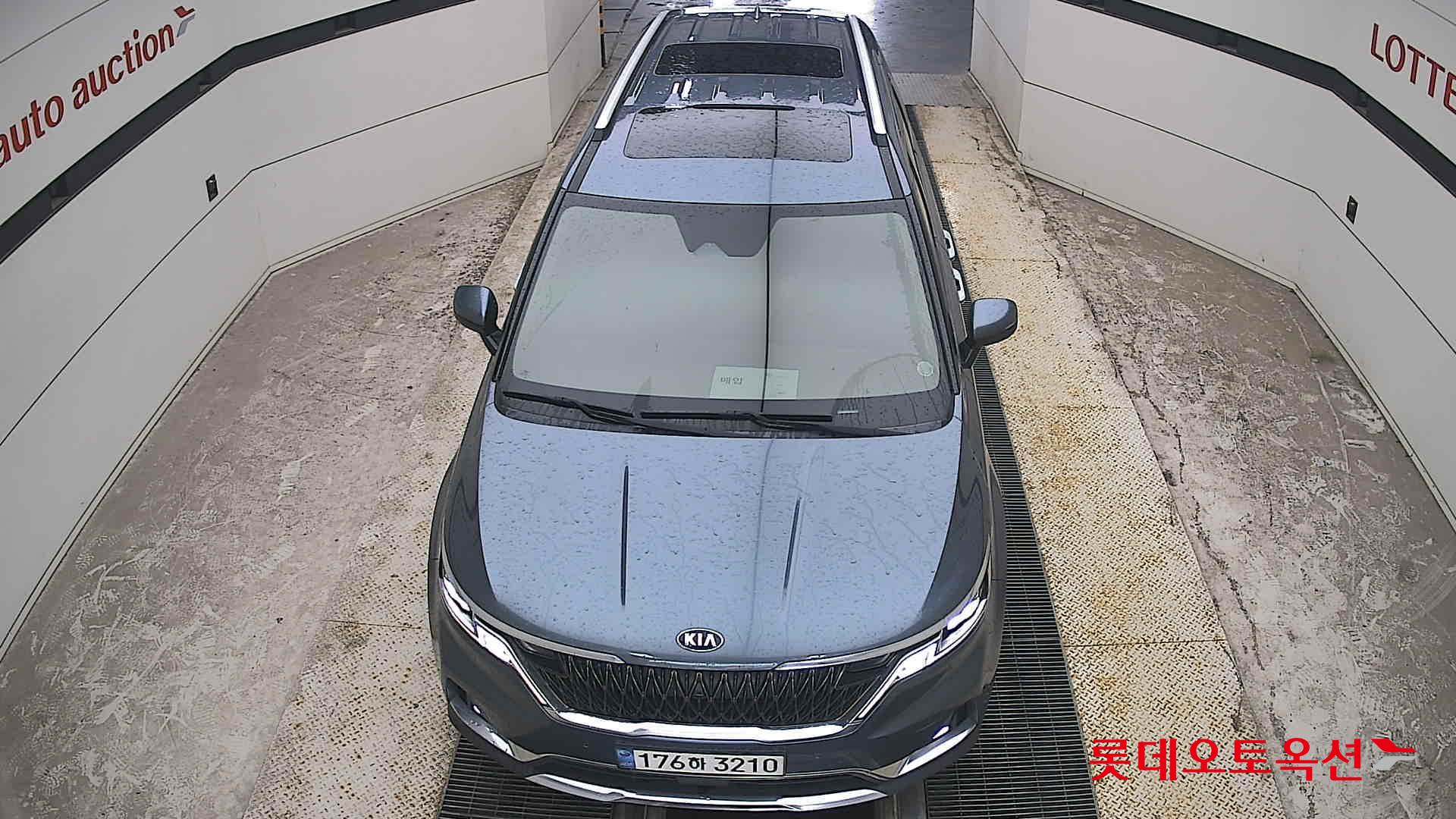 2021 - kia carnival