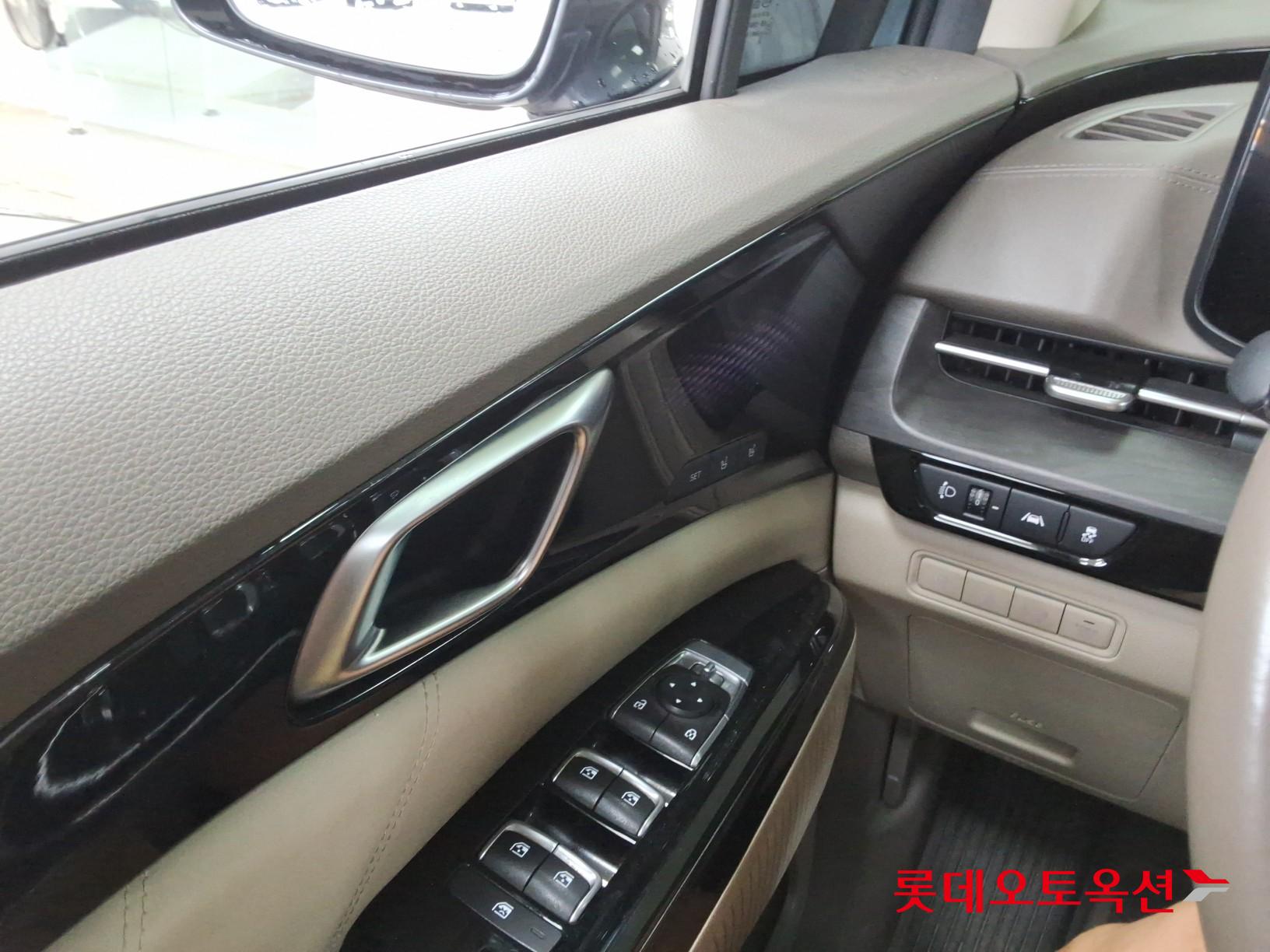 2021 - kia carnival