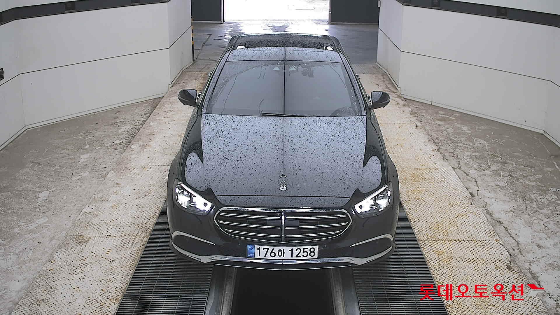 BENZ E250 (G)