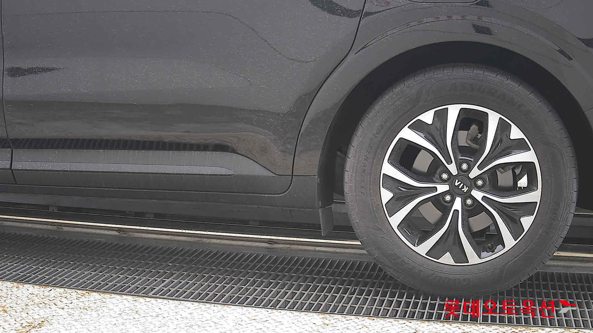 2021 - kia carnival