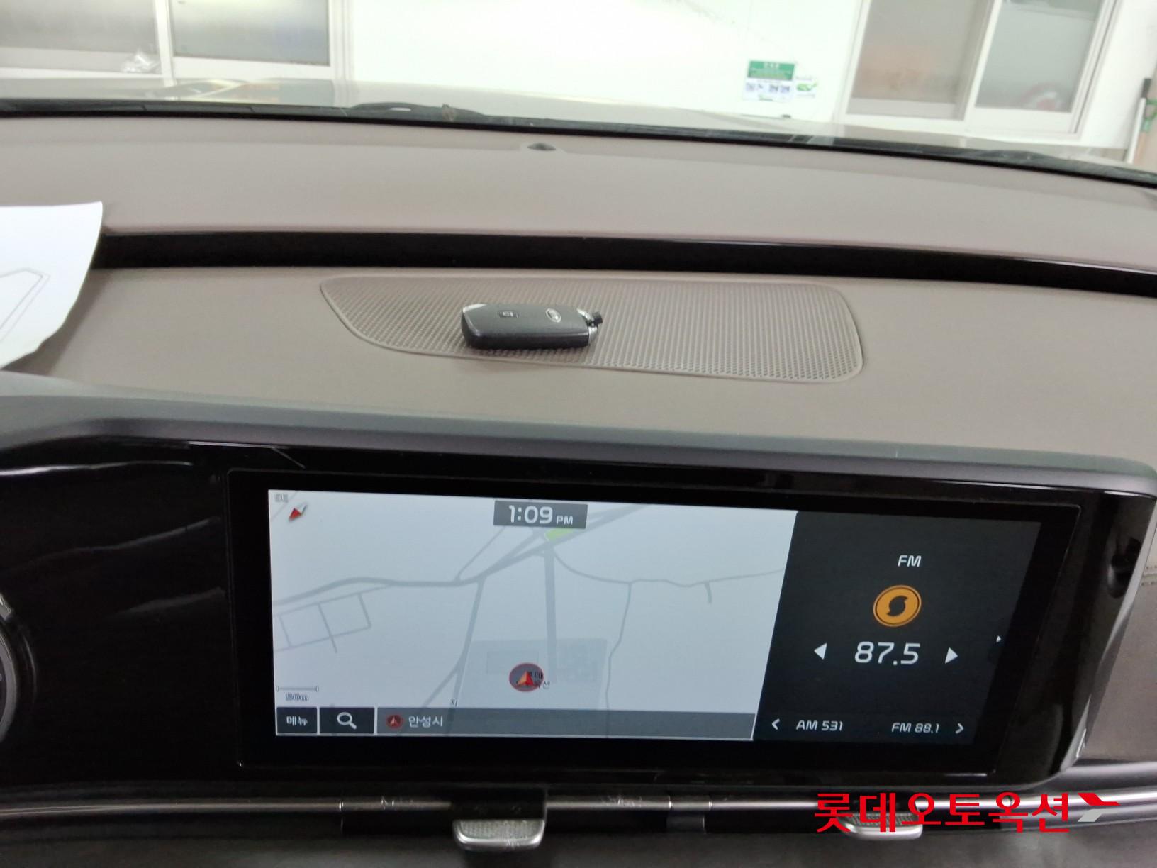 2021 - kia carnival