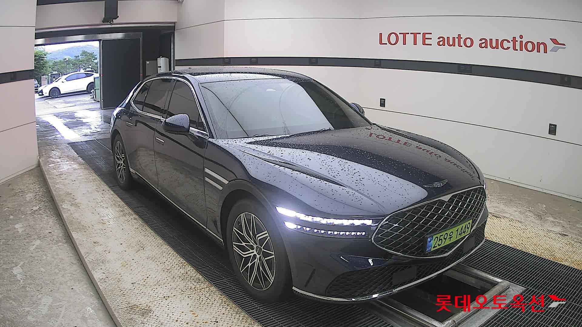2023 - genesis g90