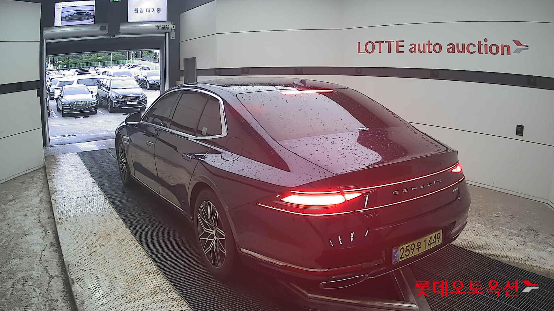 2023 - genesis g90